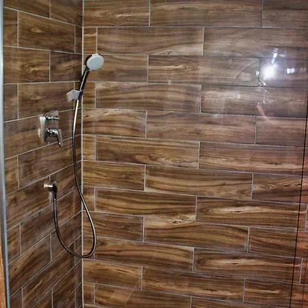 Tiefala's Eck לינה וארוחת בוקר